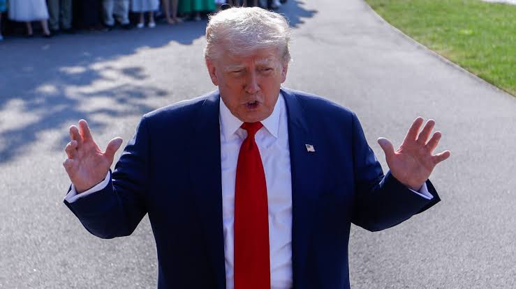 Trump'tan AB'ye Sert Çıkış: "Amerikan Teknoloji Şirketlerine Yönelik Politikalarınızı Soruşturacağız"