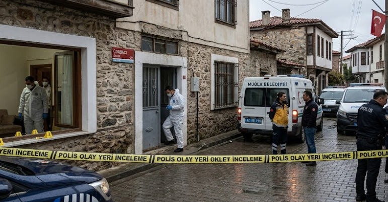 Muğla'da Şüpheli Ölüm: Evli Çift Evlerinde Silahla Vurulmuş Halde Ölü Bulundu
