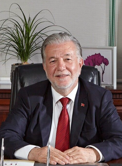 İESOB Başkanı Yalçın Ata'dan Kritik Açıklamalar: "Stopaj Yükü ve Yüksek Ruhsat Harçları Esnafı Ezitiyor"