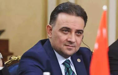 Murat Baybatur Yunusemre'de Esnafı Ziyaret Etti: Talepleri Dinledi