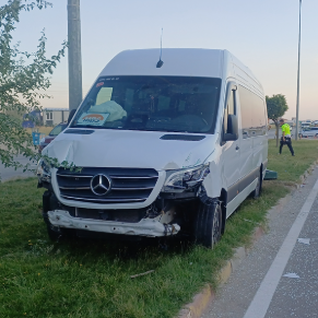 Aksaray’da İşçi Servisi Refüje Çıktı: 6 Kişi Yaralandı