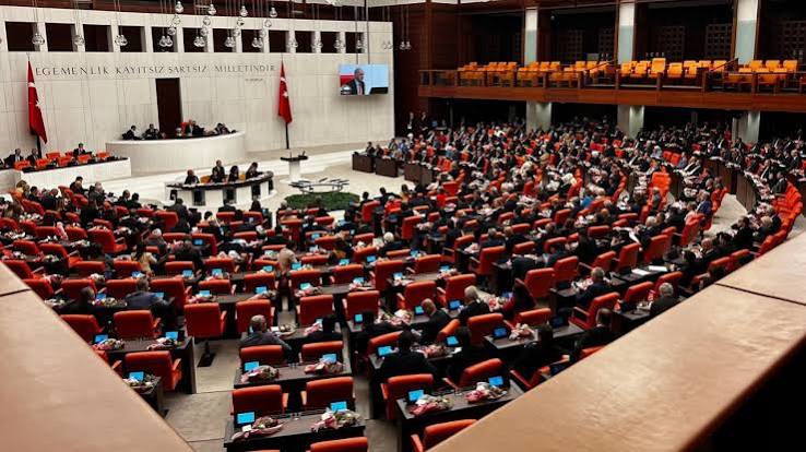 Meclis'te Esnaf Çağrısı Vergi Borcu Krediye Engel Olmasın