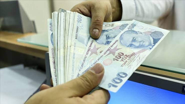 Yaşlı ve Engelli Aylığında 9,3 Milyar TL Hesaplara Yattı
