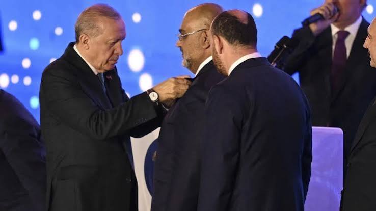AK Parti'ye Bugün 9 Belediye Başkanı Katılacağı İddia Edildi, 4'ü CHP'den