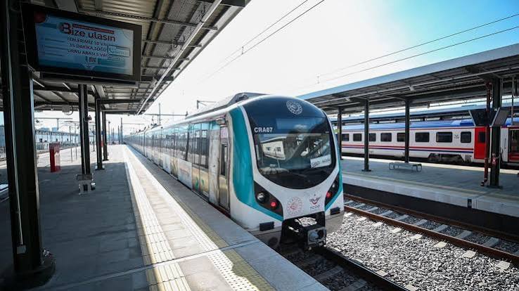 29 Ekim'de Ücretsiz Ulaşım Kararı Çıktı, Marmaray, İZBAN ve Başkentray Dahil 5 Raylı Sistem Hattı Bedava